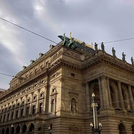 Near Charles Bridge & National Theatre 아파트