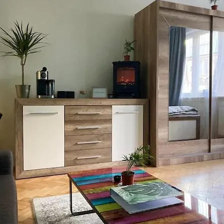 Apartment Sunny Flat In Center Of Prague